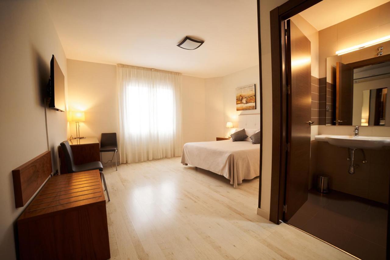 El Hostal De Violeta Tomelloso Buitenkant foto