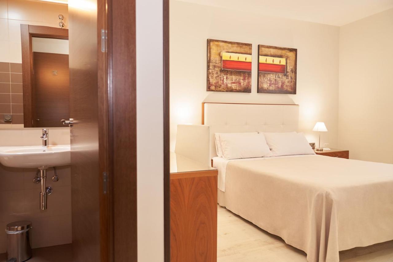 El Hostal De Violeta Tomelloso Buitenkant foto
